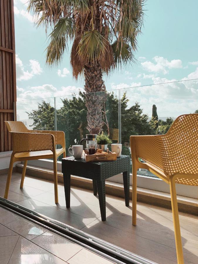 Poseidon'S Luxury Apartment Paphos Exterior photo