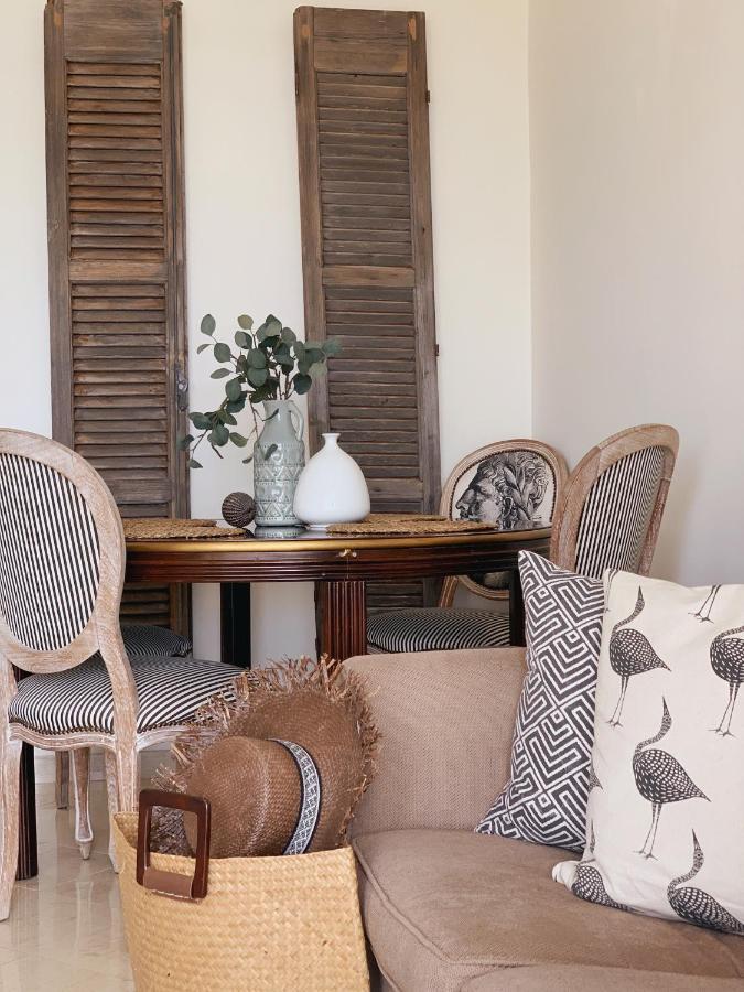 Poseidon'S Luxury Apartment Paphos Exterior photo